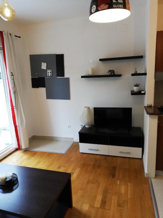Mala Tonina Apartman Tučepi Kültér fotó